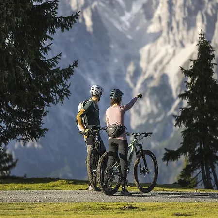 In Saalfelden Near Slopes, Cleaning Included Lejlighed *