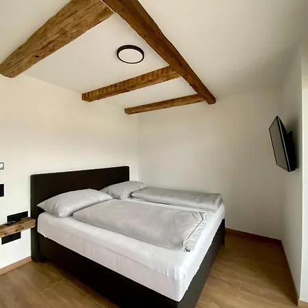 Schnurr-bartl With Panoramic View, Cleaning Included Appartement