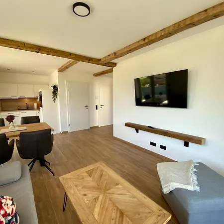 Schnurr-bartl With Panoramic View, Cleaning Included Appartement Lanthal