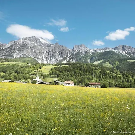 Lejlighed In Saalfelden Near Slopes, Cleaning Included